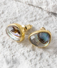 画像をギャラリービューアに読み込む, ATHENA 'ODESSEY'ダブレット スタッドピアス : アバロンシェル×クリスタル