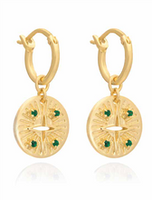 画像をギャラリービューアに読み込む, ASTRAL シグナススターコインフープピアス : グリーンキュービックジルコニア