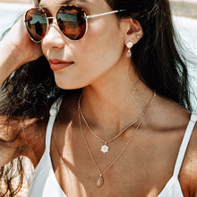 画像をギャラリービューアに読み込む, ATHENA 'Kate' スモールドロップピアス : ピンクカルセドニー