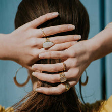 画像をギャラリービューアに読み込む, ETRUSCA ワイドオーバルセットリング : ブラックオニキス