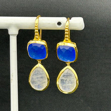 画像をギャラリービューアに読み込む, ATHENA ‘Charis’ダブルストーンドロップピアス : ブルージェイド&amp;ムーンストーン