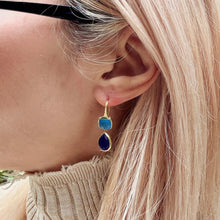 画像をギャラリービューアに読み込む, ATHENA ‘Charis’ダブルストーンドロップピアス : ブルーカルセドニー&amp;ブルージェイド