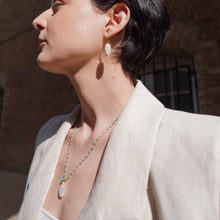 画像をギャラリービューアに読み込む, ATHENA ‘Charis’オーバルジェムストーンドロップピアス : ルビー