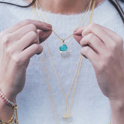 ATHENA ‘Eos’ドロップネックレス : アクアカルセドニー